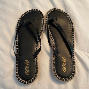 Aerie Women’s Flip Flops